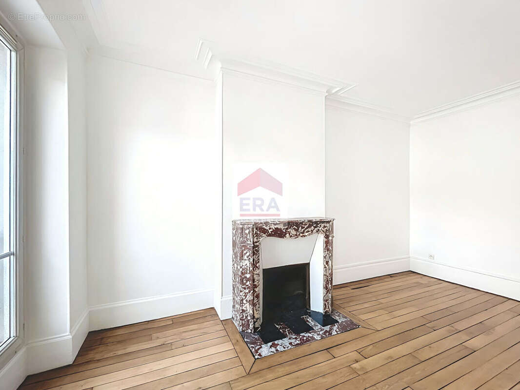 Appartement à SURESNES