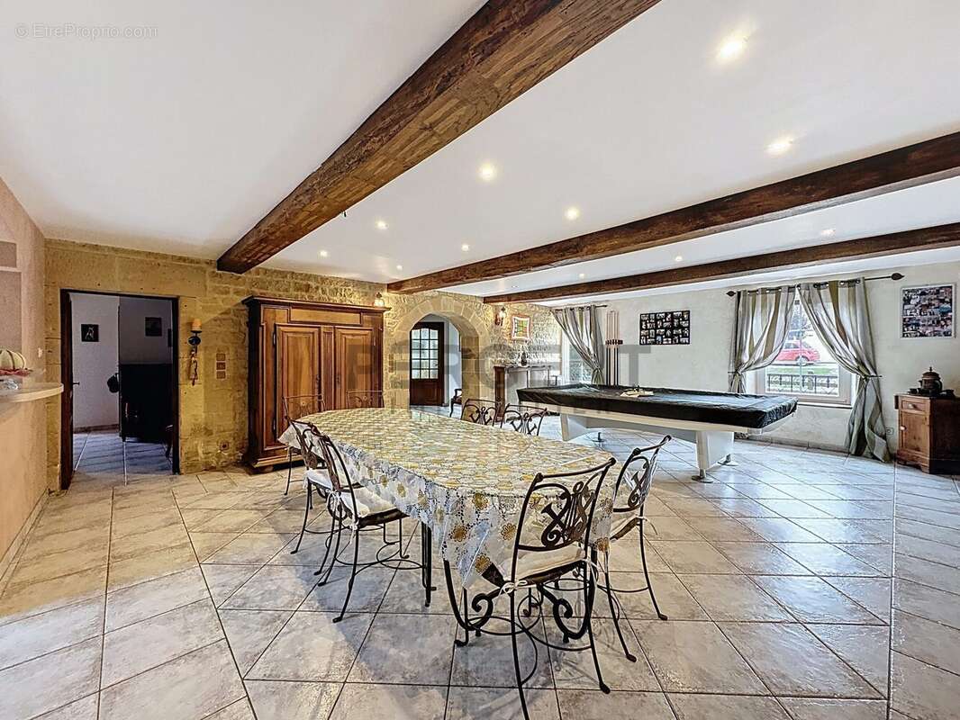 Maison à NOUVION-SUR-MEUSE