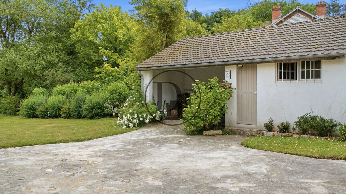 Maison à SAMOIS-SUR-SEINE