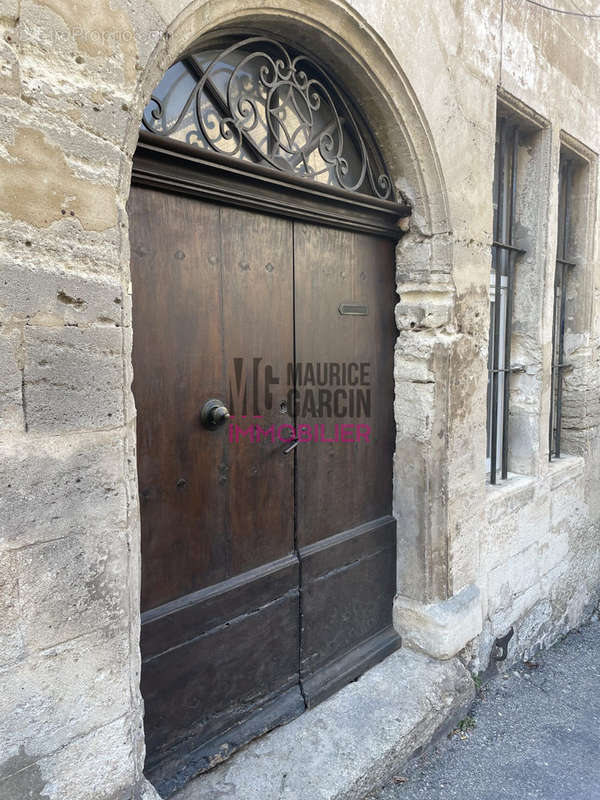 Appartement à BONNIEUX