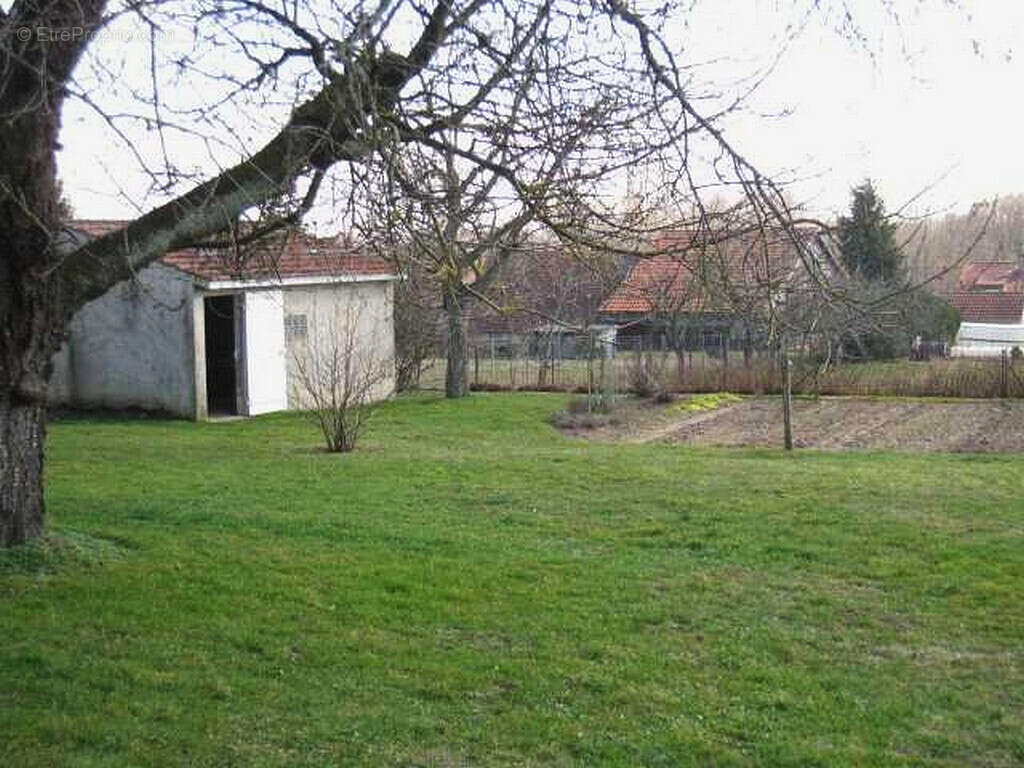 Maison à BRAGNY-SUR-SAONE