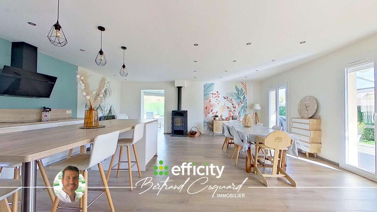 Maison à PONTCHARRA-SUR-TURDINE