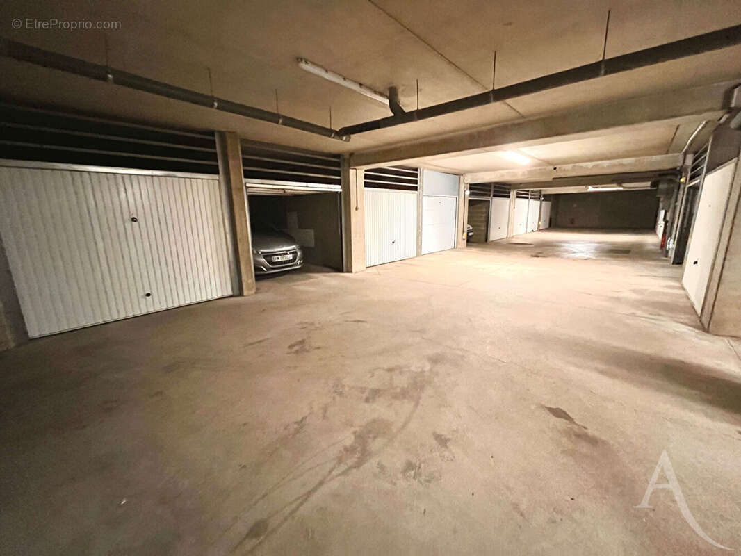 F2 Metz Vallières avec terrasse et garage - photo 18