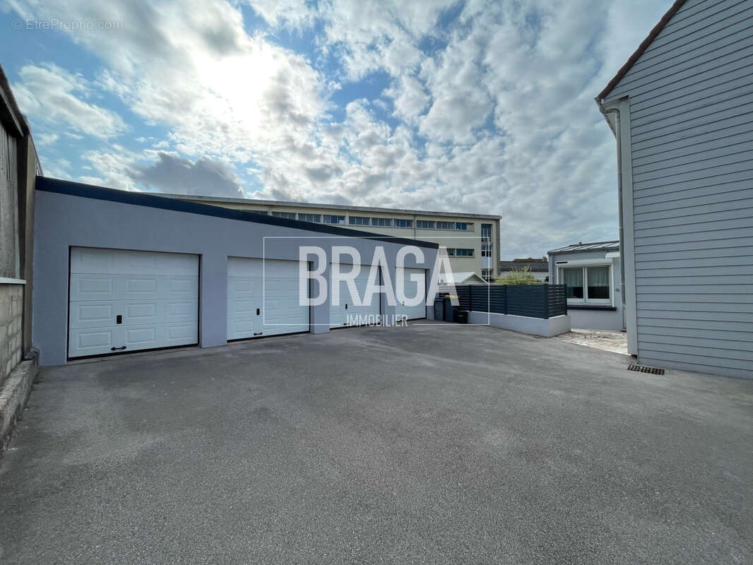 Le portel centre maison familiale a vendre 150m2 4 chambres jardin 5 garages - photo 3