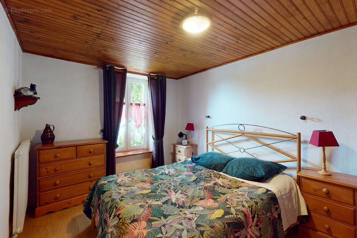 Maison à LA FOLIE