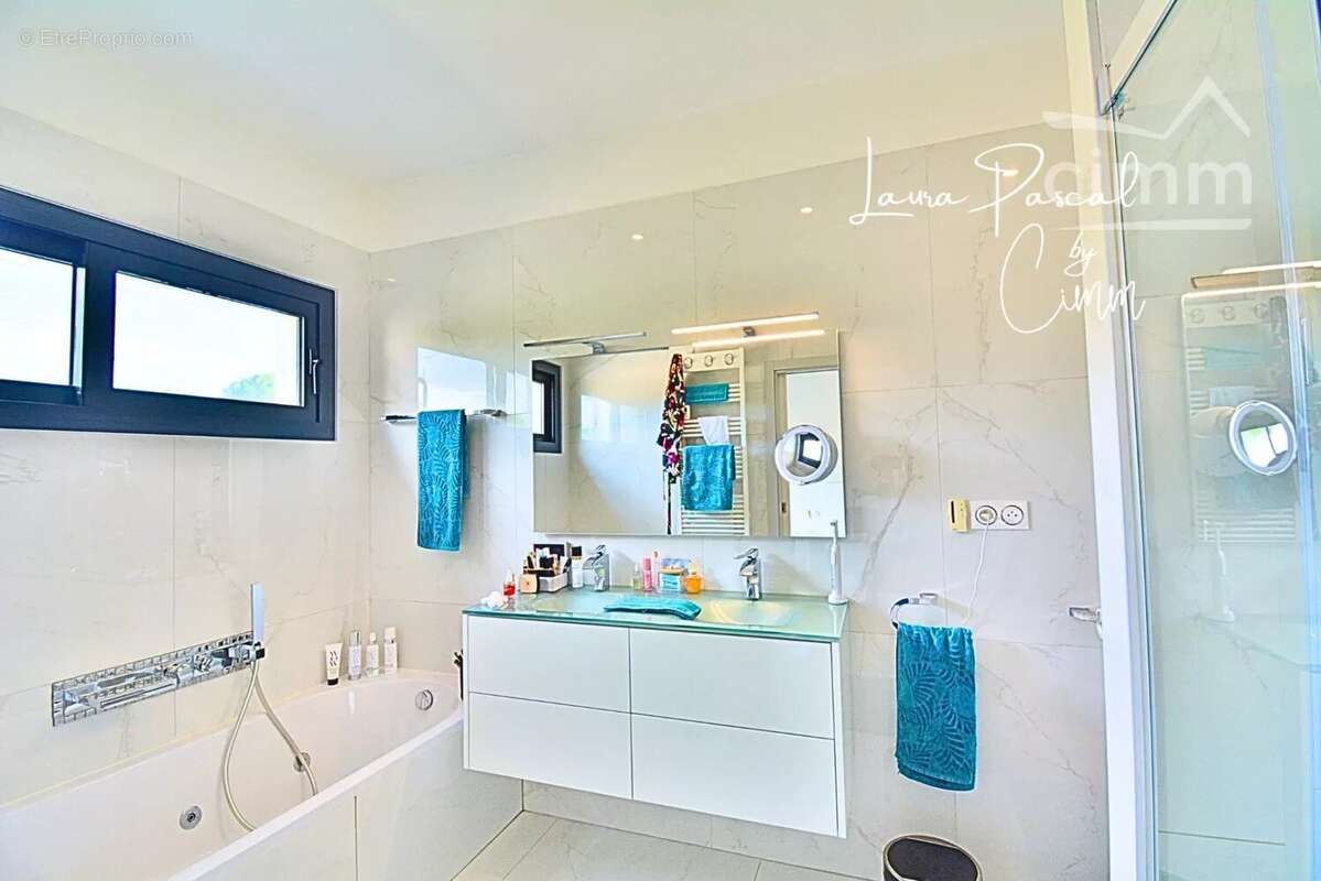 Llupia (66) villa d’exception contemporaine  avec piscine interieur - photo 16