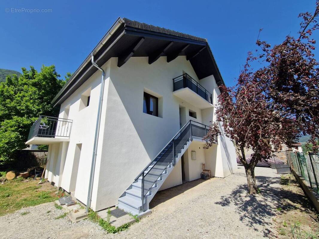 Maison à AIGUEBELLE
