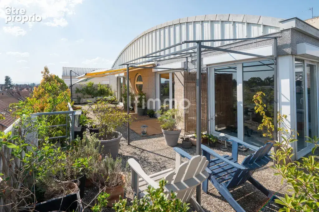 Très bel attique 149 m² env. avec terrasse 63 m², 2 parkings et - photo 20