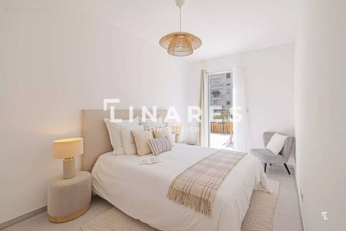 Appartement à MARSEILLE-8E