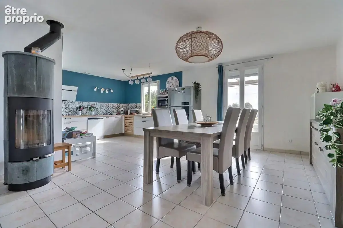 Photo Maison à Collonges-Les-Premieres au prix de 245 000€