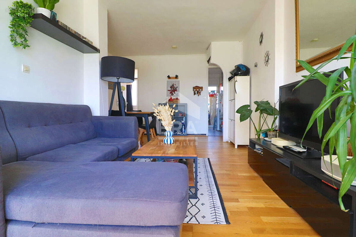 Appartement à MARSEILLE-10E