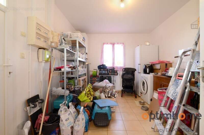 Maison à CHAMPAGNE-MOUTON