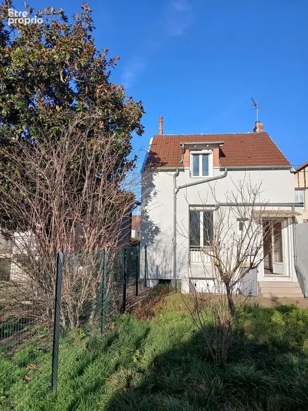 Maison à VARENNES-SUR-ALLIER