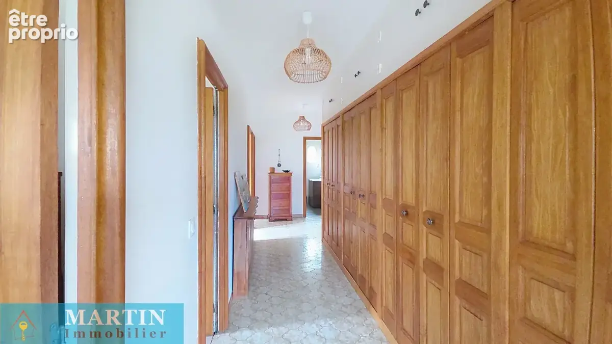 CÉRET   Villa traditionnelle avec vue, piscine et grand terrain - photo 15