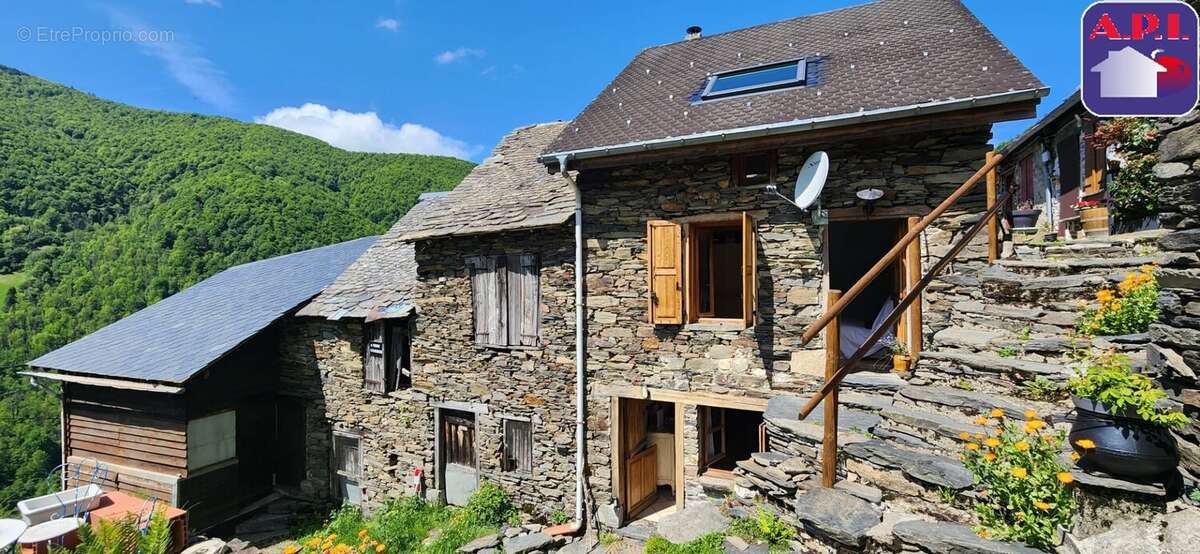 Maison à LE PORT