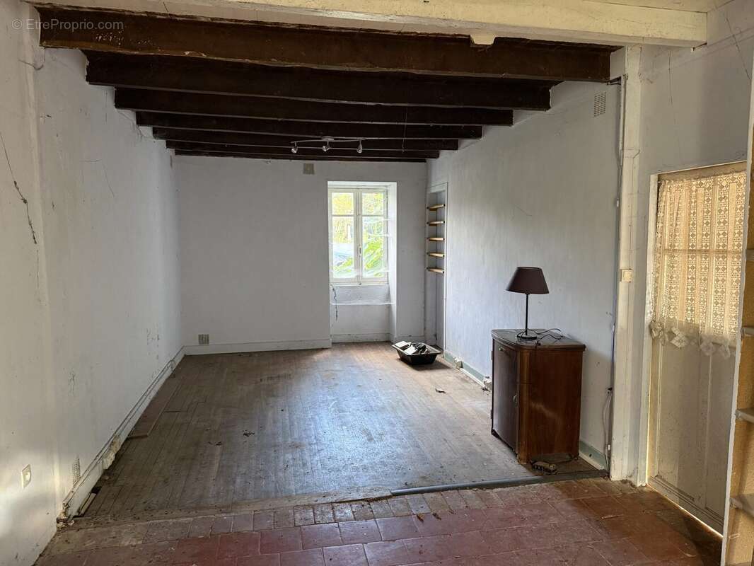 Maison à TAPONNAT-FLEURIGNAC