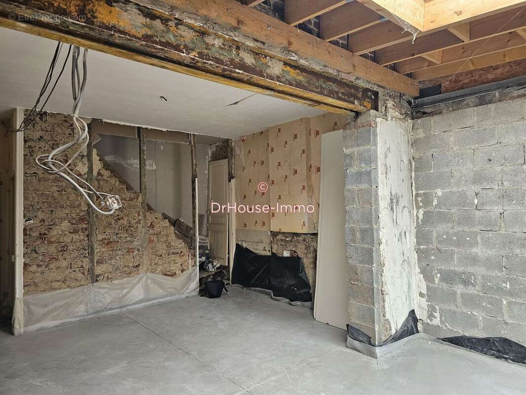 Maison à SAINT-AMAND-LES-EAUX