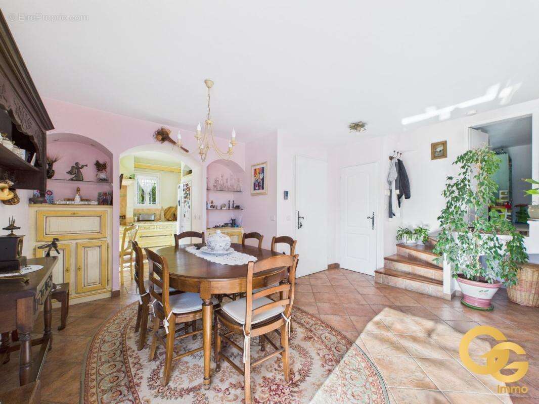 Maison à AURIBEAU-SUR-SIAGNE