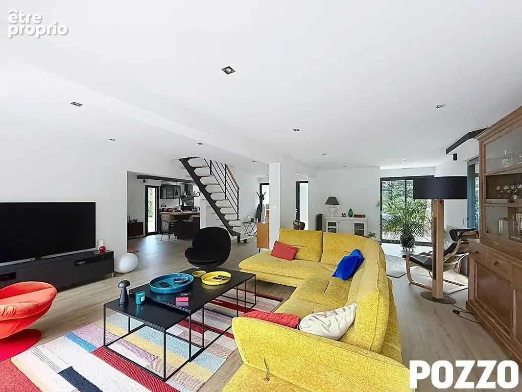 JULLOUVILLE  à 4 mn des plages maison de 155 m² avec piscine couverte et dépendance - photo 5