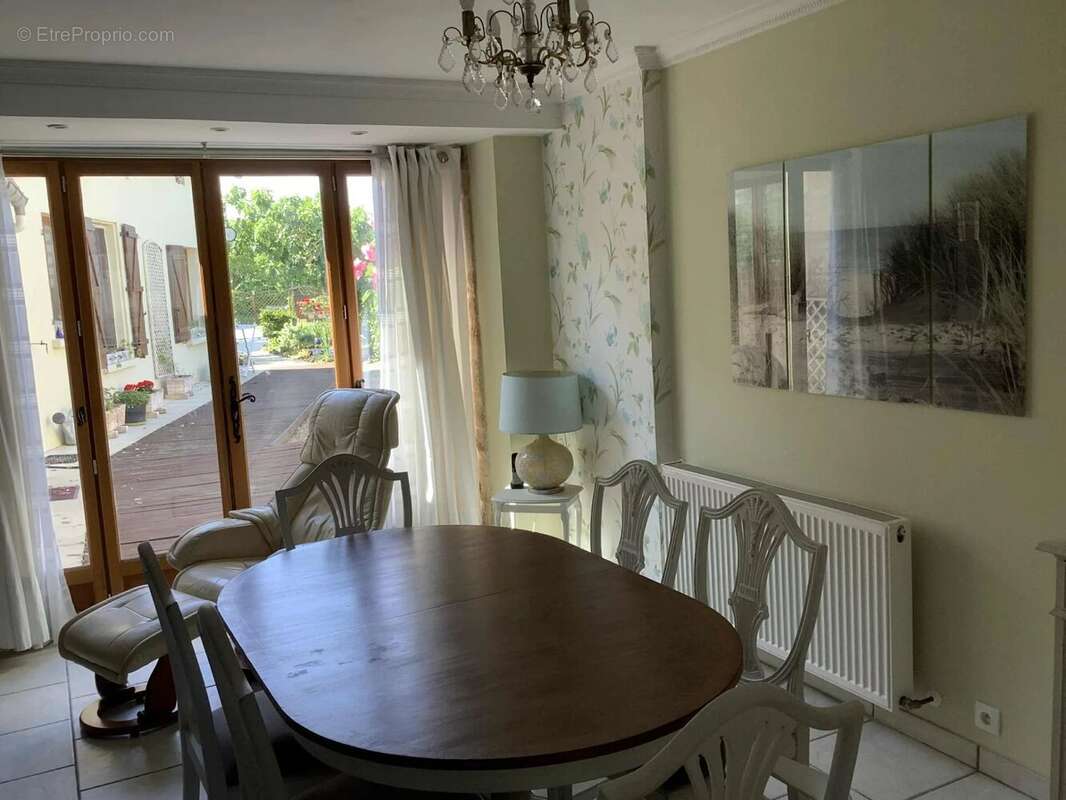 Maison à PAMPROUX
