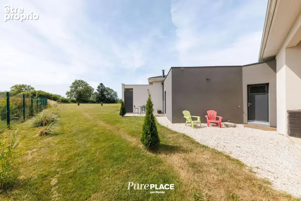 Villa d’architecte contemporaine avec piscine chauffée et vues sur le Puy de Dôme et le Sancy - photo 19