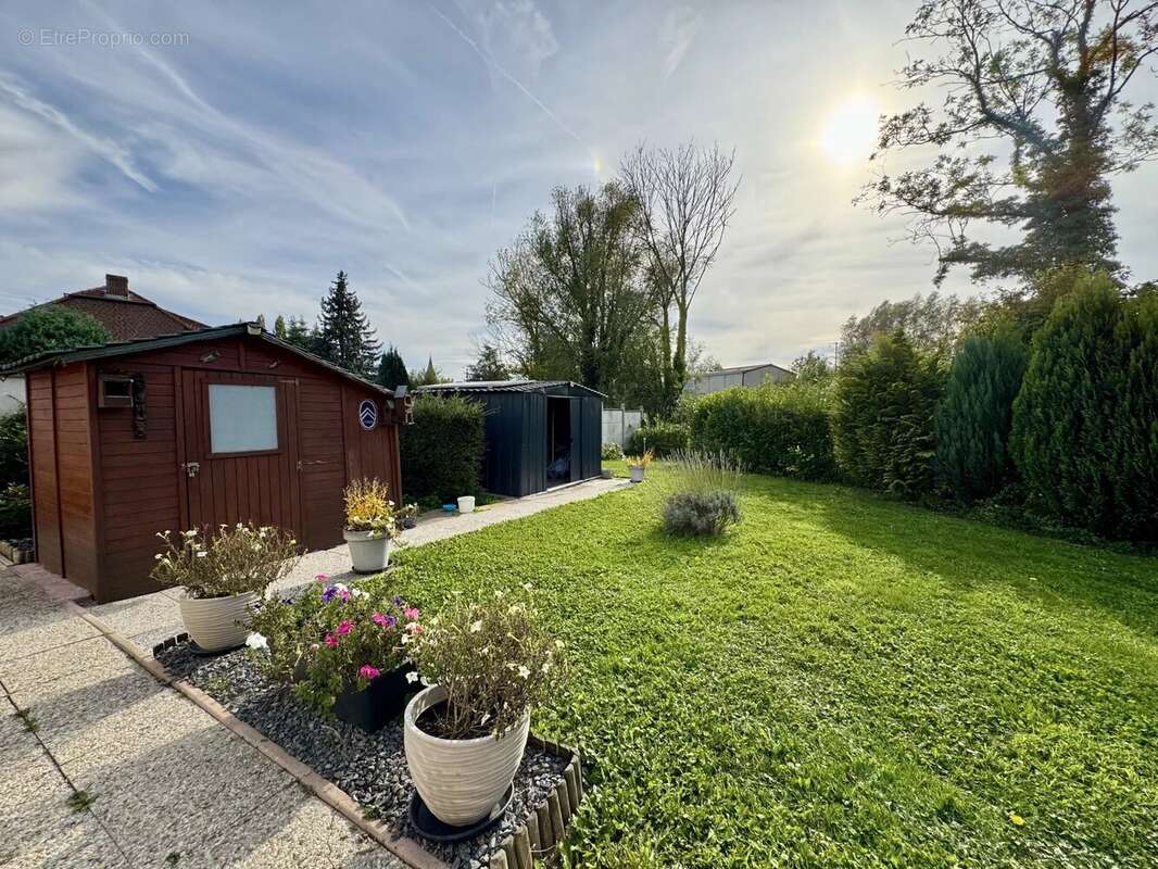 Maison à GOUZEAUCOURT