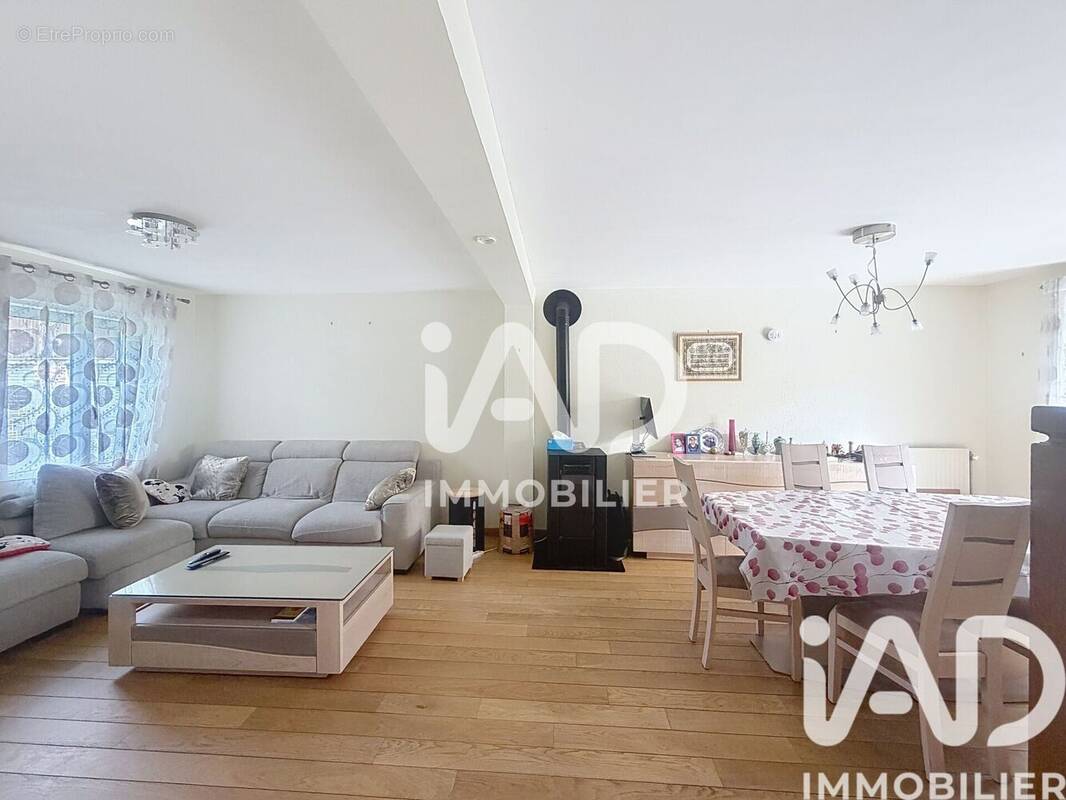 Photo 1 - Maison à PLAISIR