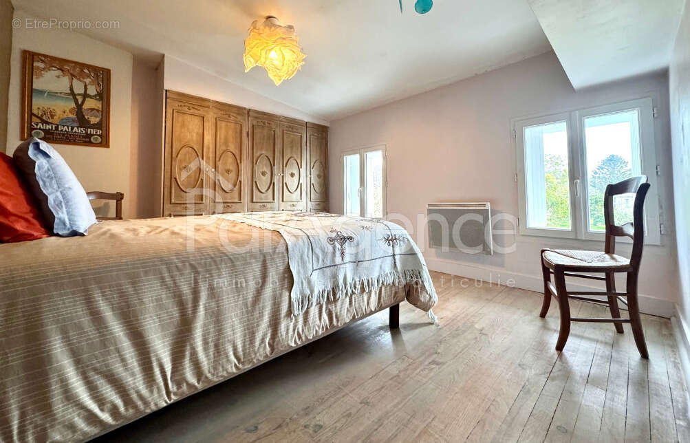 Maison charentaise 4 chambres - Parfait état - Piscine - photo 13