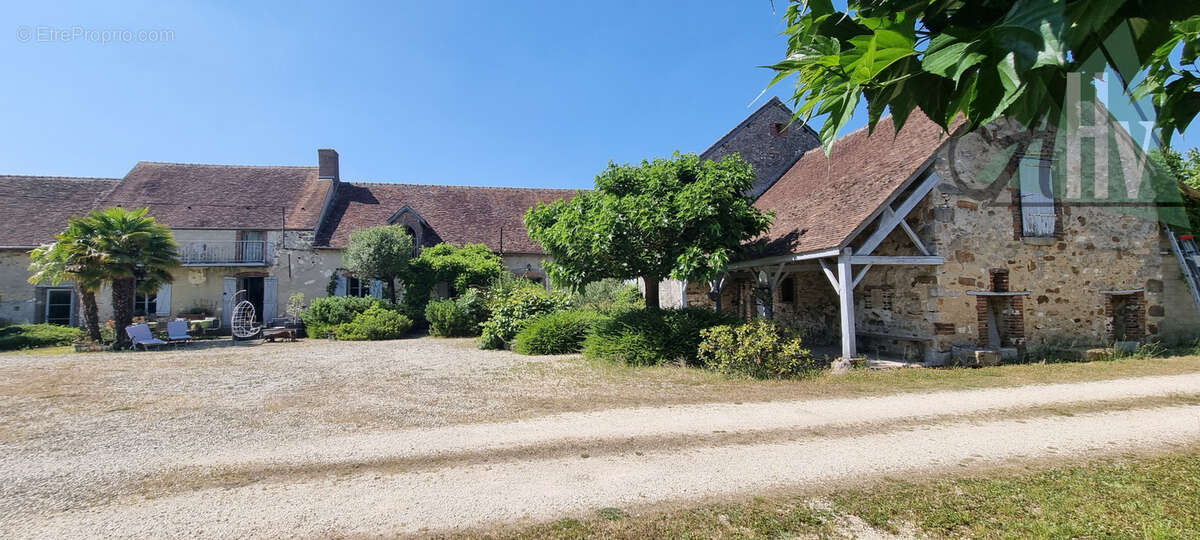 Maison à CHALAUTRE-LA-GRANDE