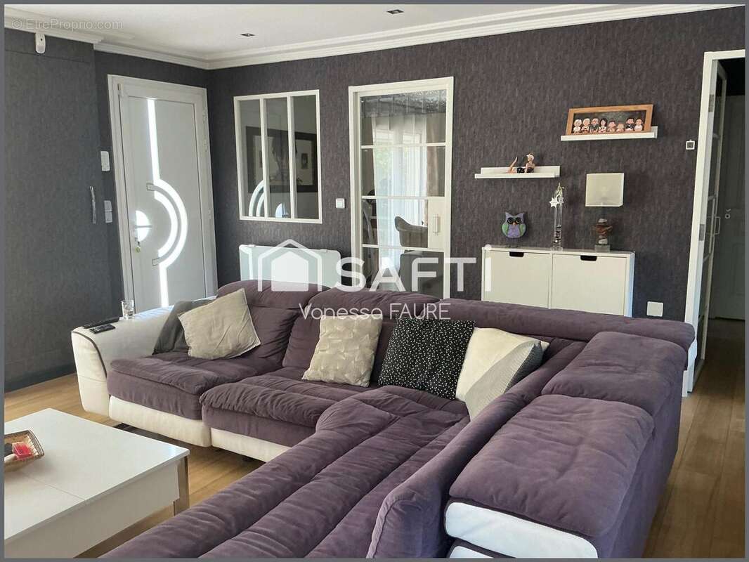 Maison 155 m² à Artigues-Pres-Bordeaux  - photo 7