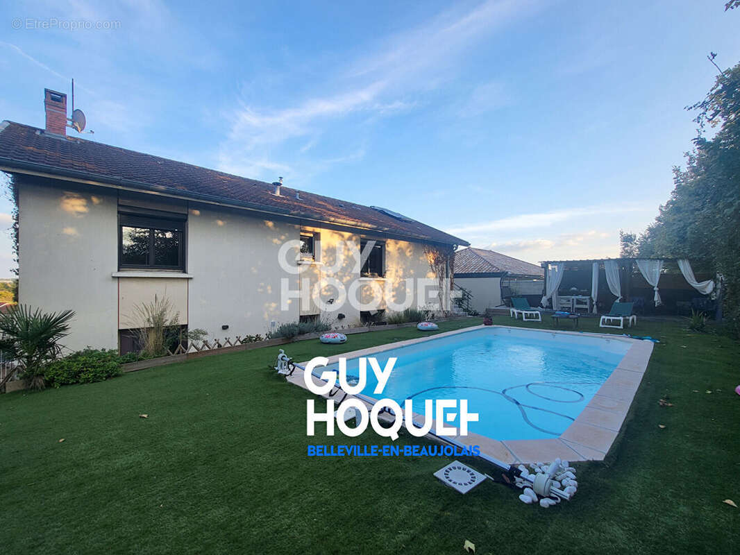 Maison à BELLEVILLE