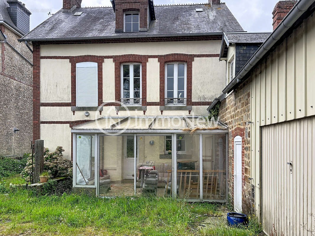 Maison à SOURDEVAL
