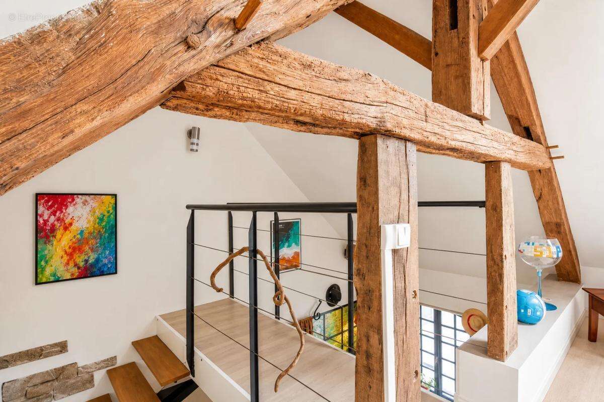 Maison de 270 m² avec double logement à Fursac - photo 6