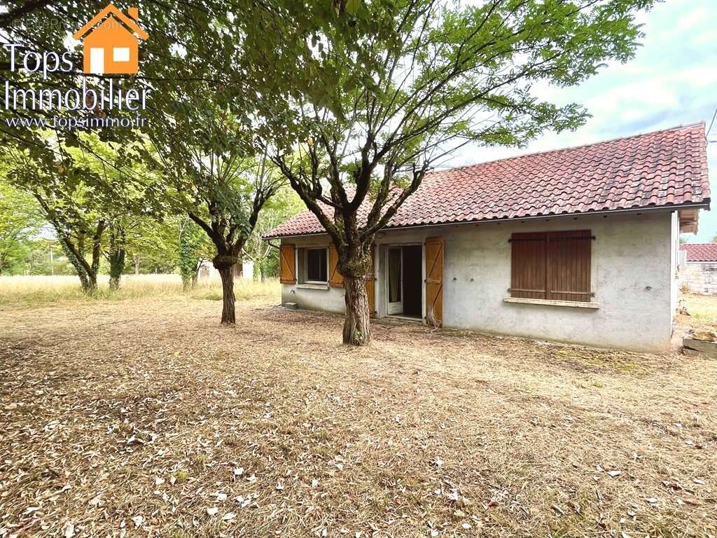 Maison T3 avec garage attenant, hangar et terrain de 4617m2 à la campagne - photo 2
