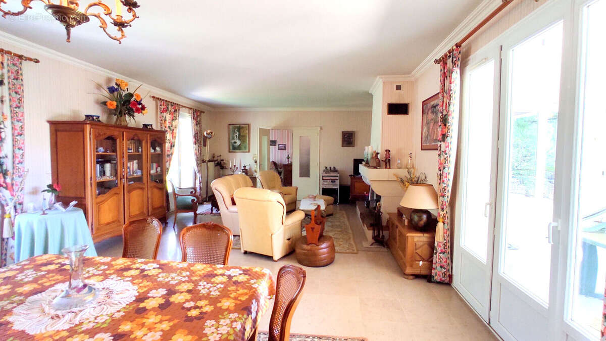 Maison à CHATELLERAULT