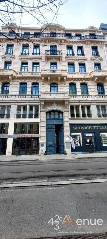 Appartement à SAINT-ETIENNE