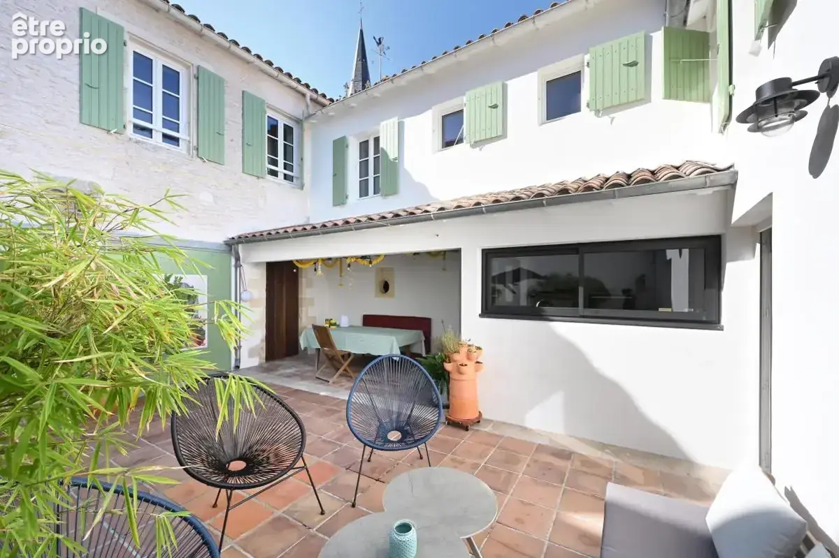 Photo Maison à La Couarde-Sur-Mer au prix de 689 000€