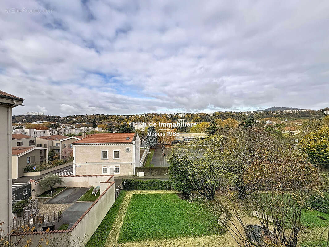 Appartement à CALUIRE-ET-CUIRE