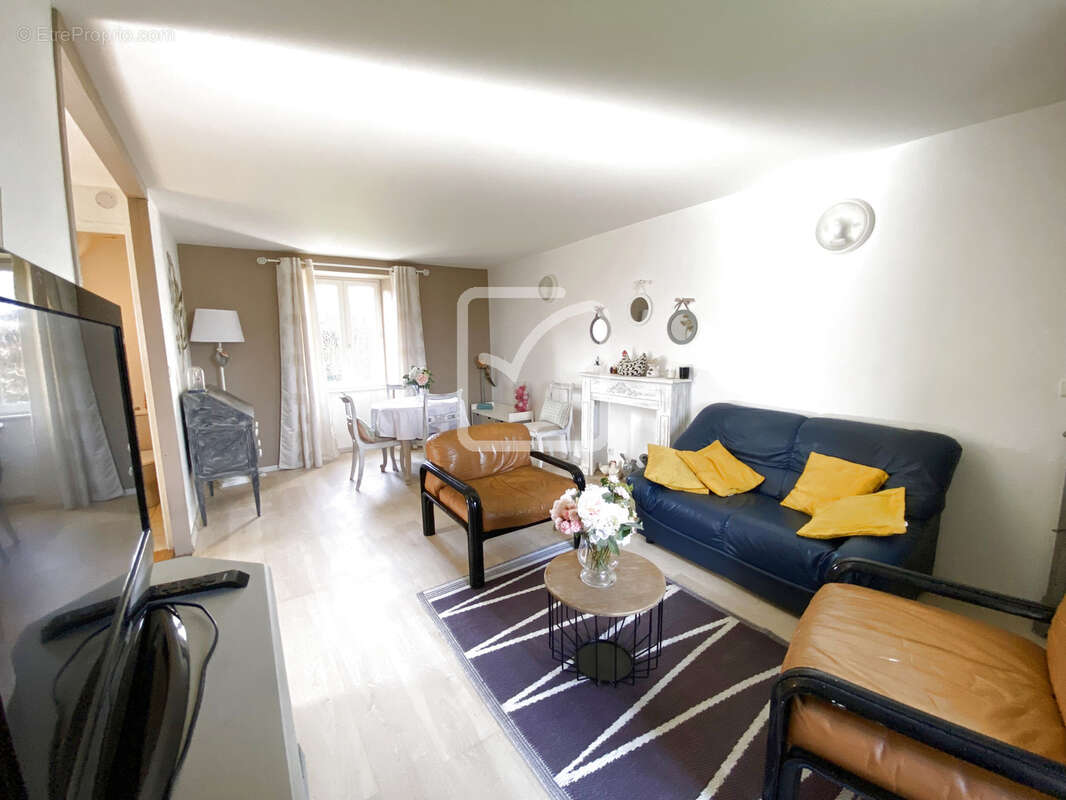 Maison à LIOURDRES