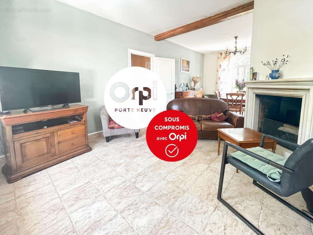 Maison à LA CAPELLE-LES-BOULOGNE