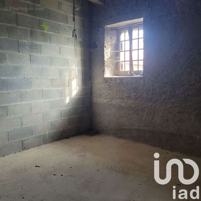 Photo 7 - Maison à SAINT-LAURENT-DE-CHAMOUSSET