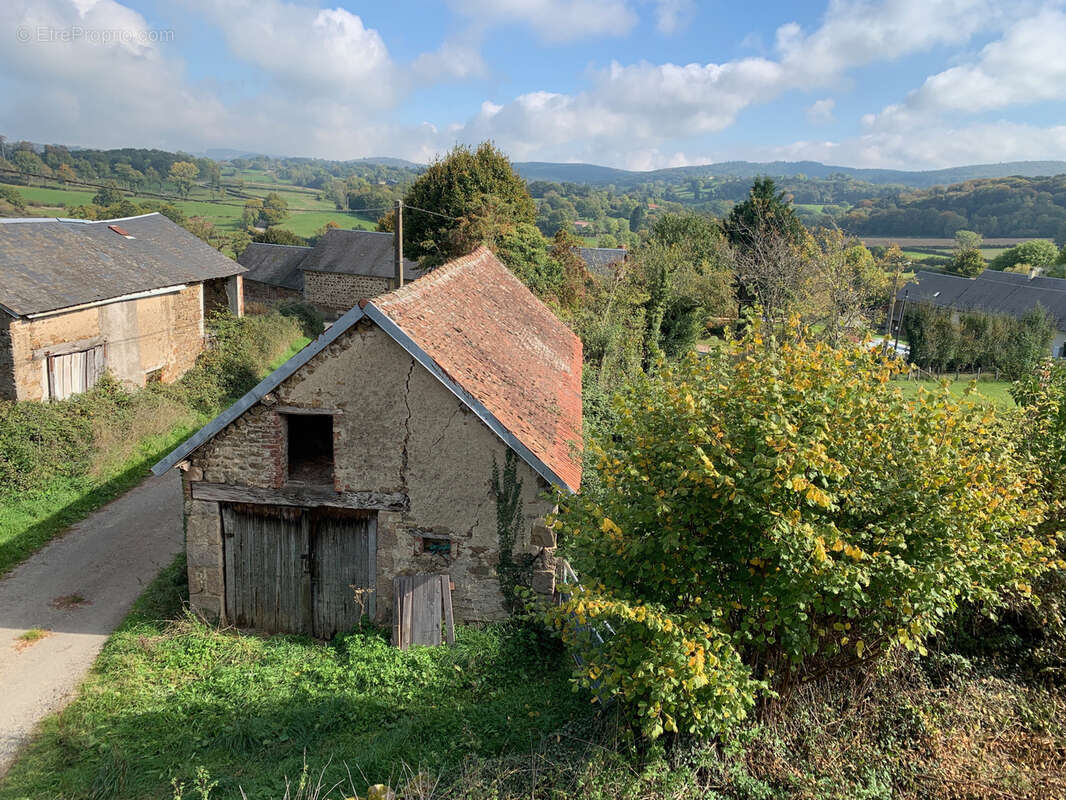 Maison à VIRLET