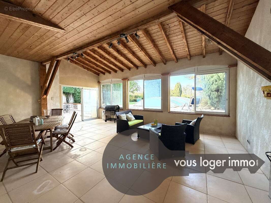 Maison à MONTESQUIEU-VOLVESTRE