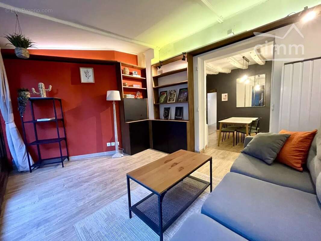 Appartement à VERSAILLES