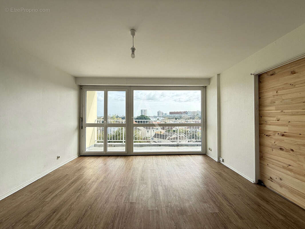 Appartement à PESSAC