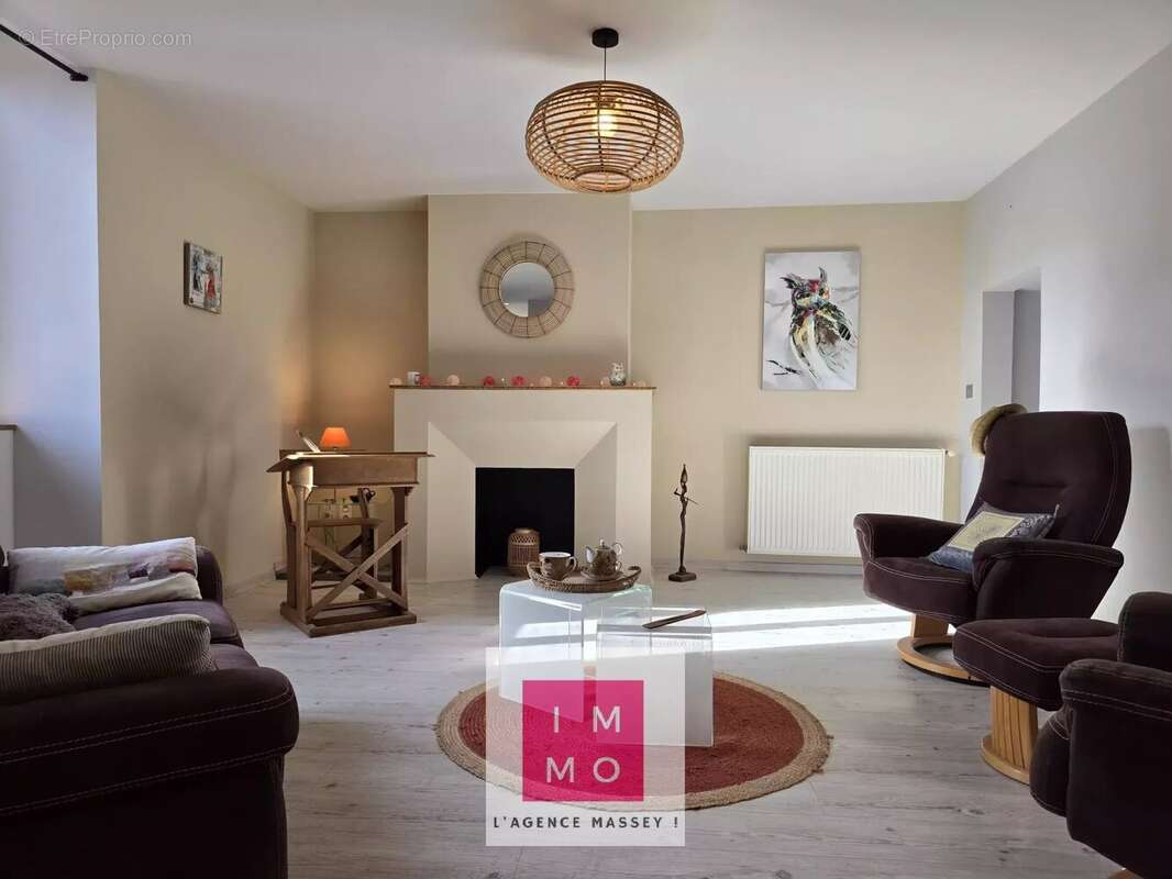 Maison à CASTERA-LOU