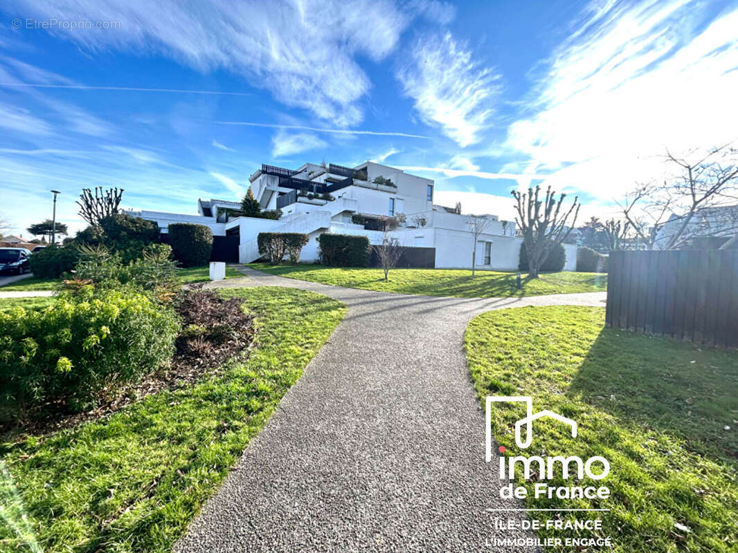 Appartement à CHAMPS-SUR-MARNE