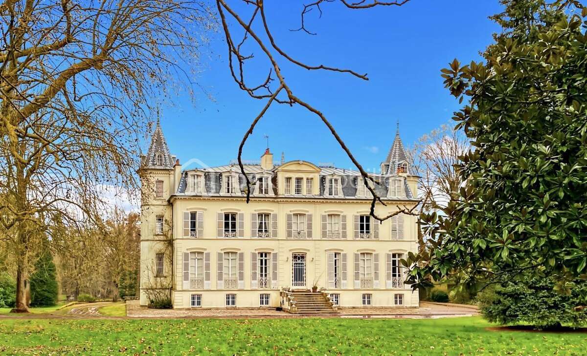 Maison à COULOMMIERS
