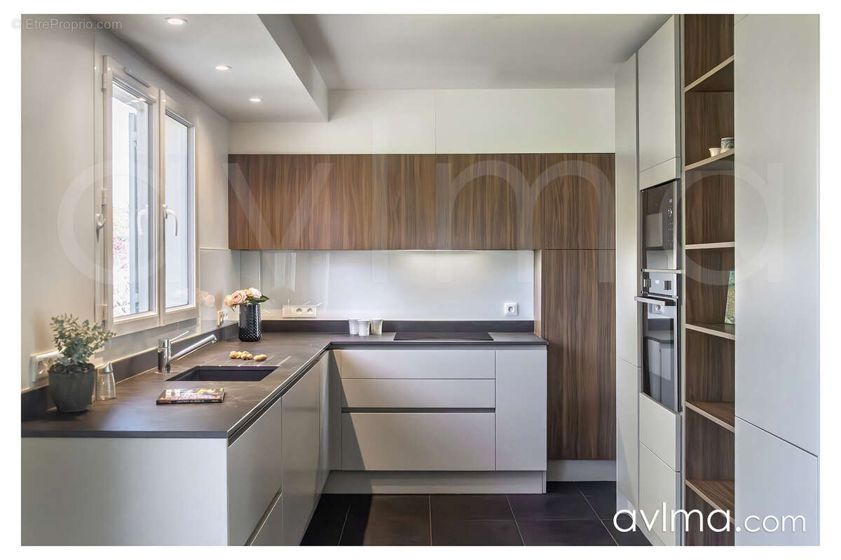 Maison à SAINT-NOM-LA-BRETECHE