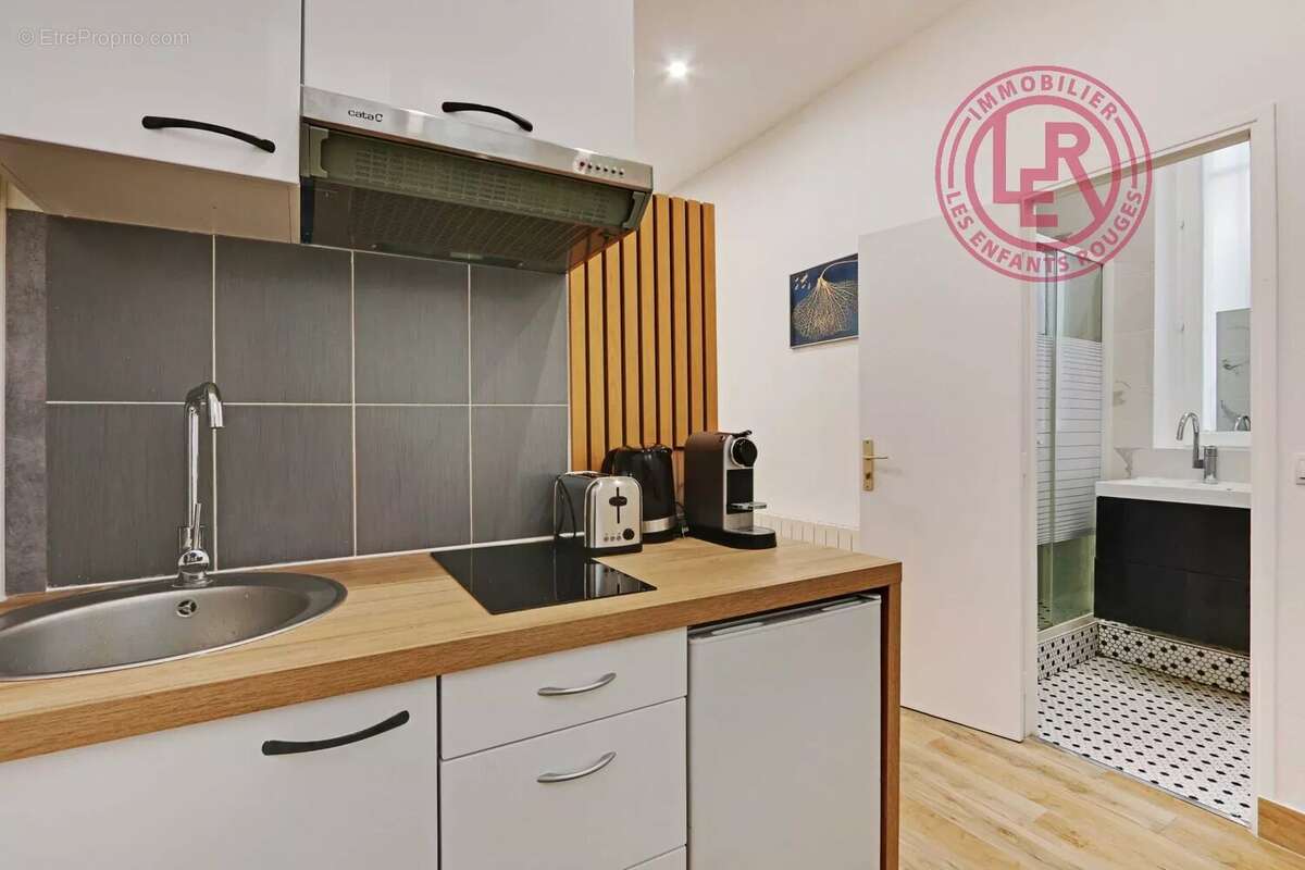 Appartement à PARIS-3E